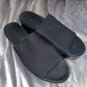 🖤 Bebe Y2k slinky platform sandal 🖤